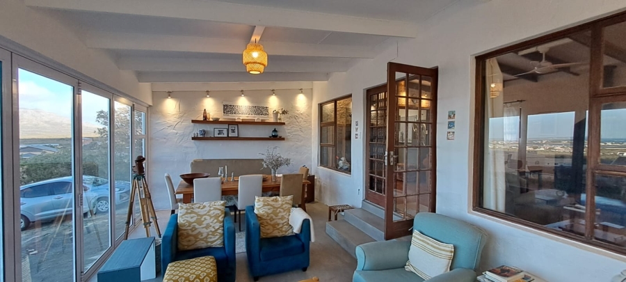 To Let 3 Bedroom Property for Rent in Bettys Bay Western Cape